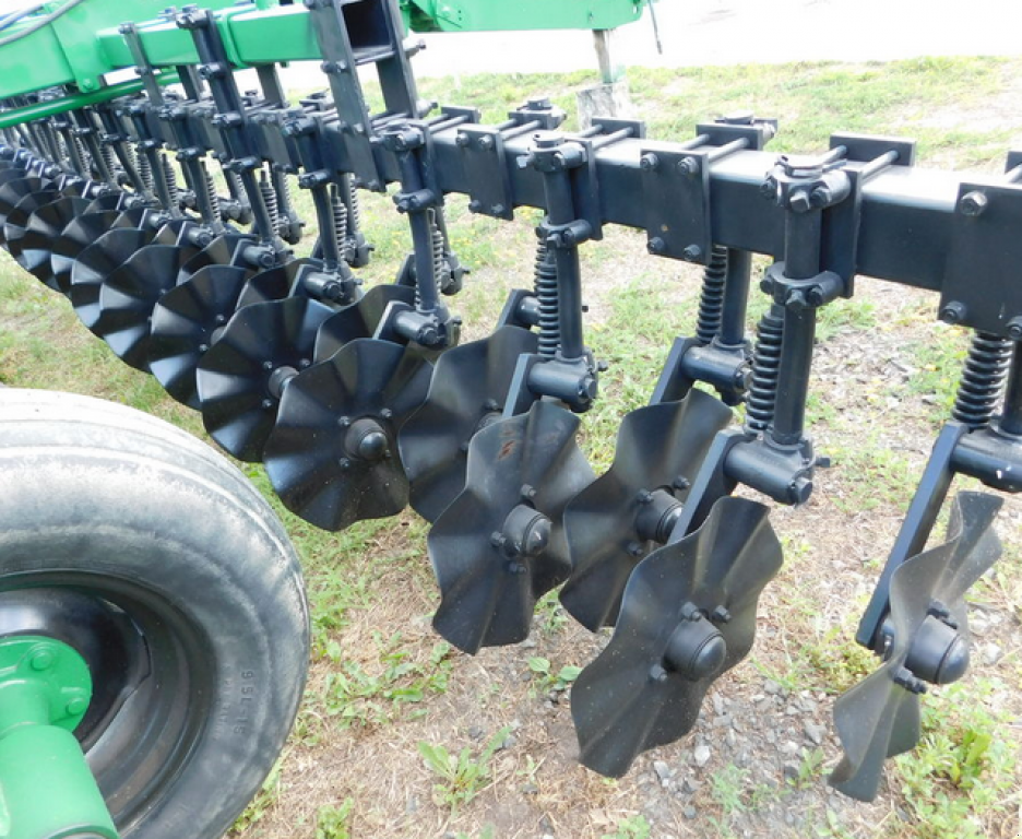 Direktsaatmaschine des Typs Great Plains CPH-2000,  in Харків (Bild 2)