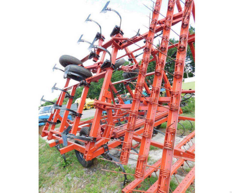 Kartoffelpflegetechnik des Typs Case IH 4900,  in Харків (Bild 2)