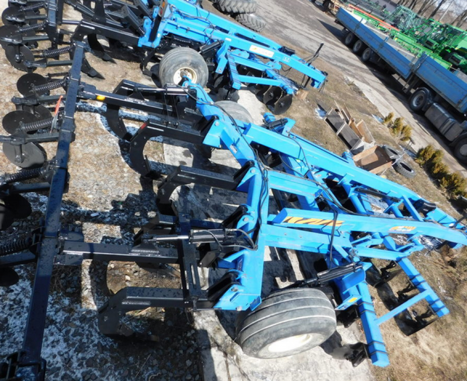 Spatenpflug des Typs Case IH Ecolo Tiger 530C,  in Харків (Bild 6)