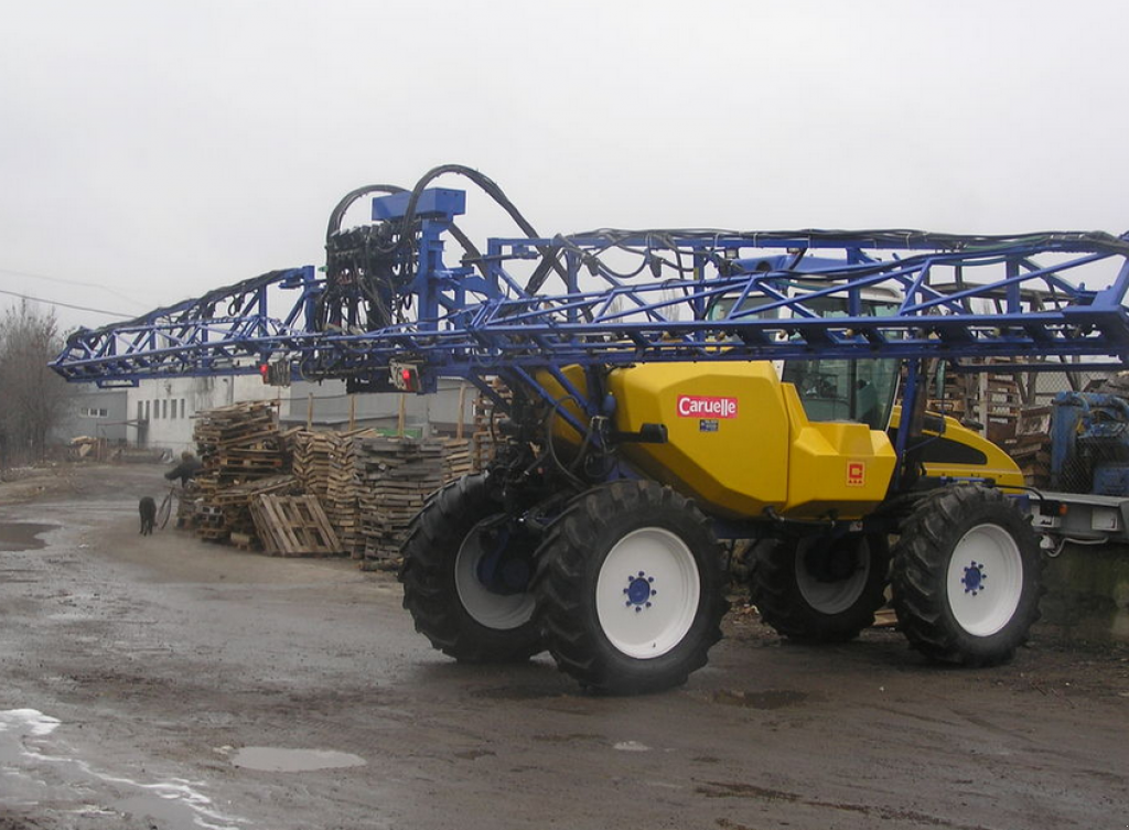 Selbstfahrspritze des Typs Caruelle ULT 3000, Neumaschine in Харків (Bild 2)