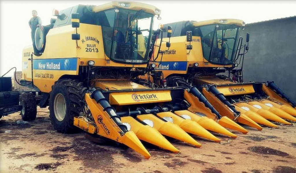 Maispflückvorsatz des Typs New Holland 1520,  in Одеса (Bild 1)