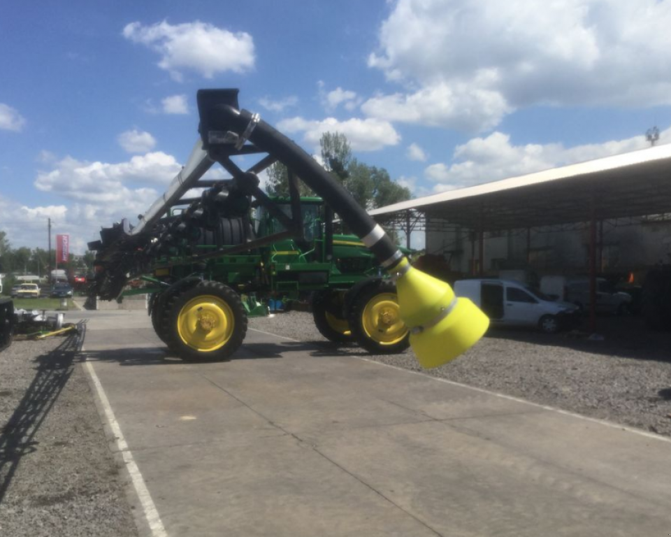Selbstfahrspritze des Typs John Deere 4730,  in Золочів (Bild 5)