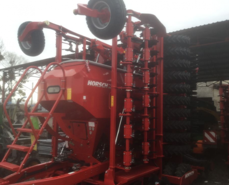 Sämaschine des Typs Horsch Pronto 9DC JFK,  in Золочів (Bild 7)