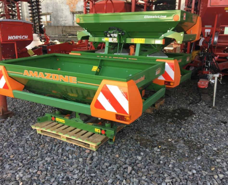 Sandstreuer & Salzstreuer des Typs Amazone ZA-M 1001,  in Золочів (Bild 1)