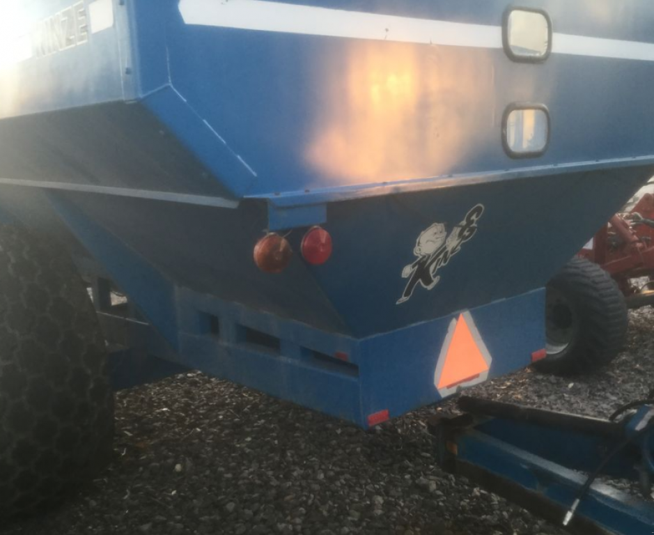 Überladewagen des Typs Kinze 840,  in Золочів (Bild 9)