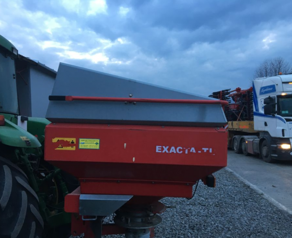 Sandstreuer & Salzstreuer des Typs Accord Exacta-TL 3000,  in Золочів (Bild 2)