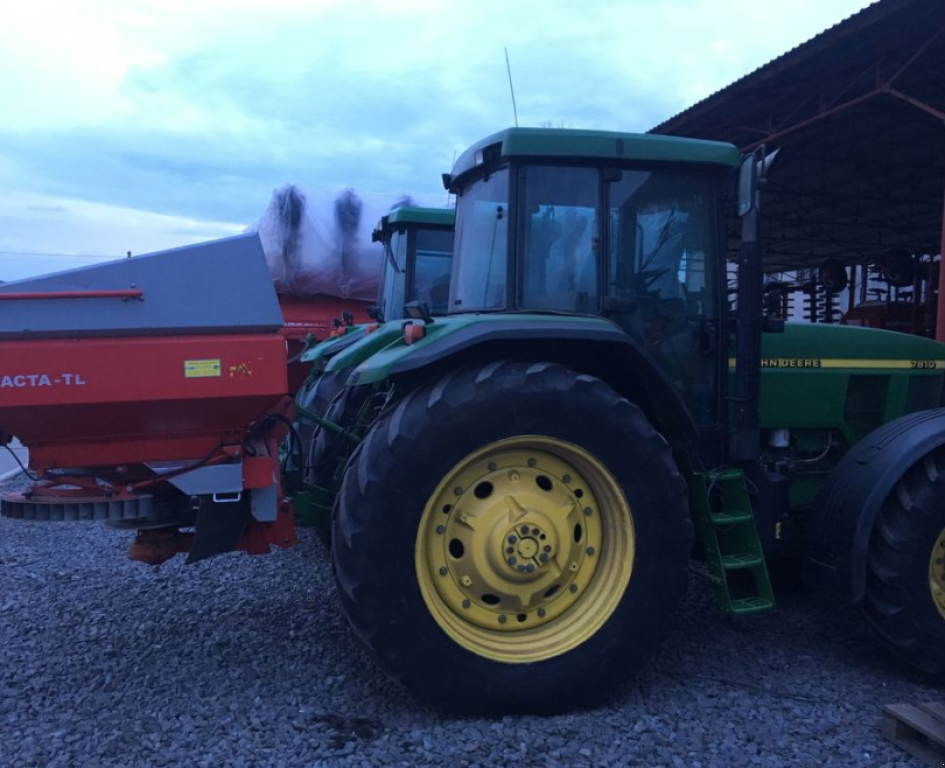 Sandstreuer & Salzstreuer des Typs Accord Exacta-TL 3000,  in Золочів (Bild 10)