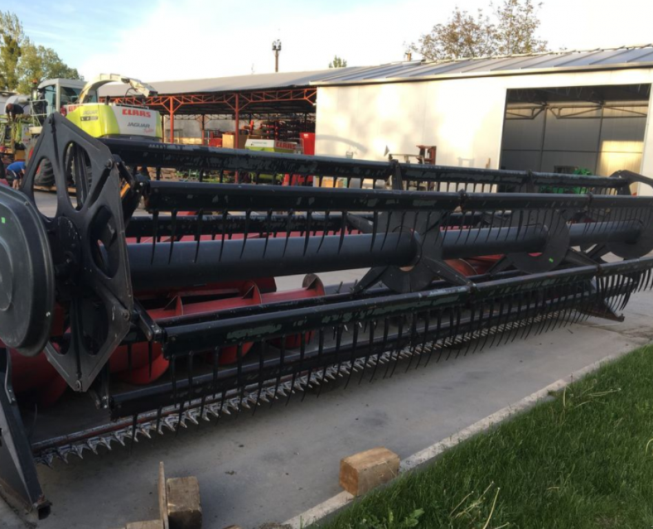 Schneidwerk des Typs Case IH 1020,  in Золочів (Bild 1)