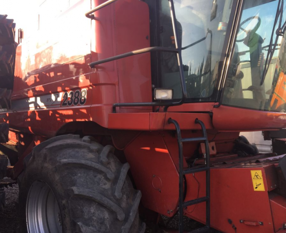 Oldtimer-Mähdrescher des Typs Case IH Axial Flow 2388, Neumaschine in Золочів (Bild 8)