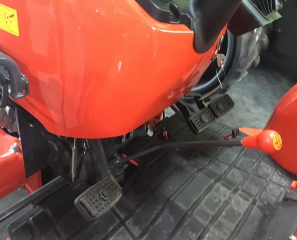 Hopfentraktor des Typs Kubota MK5000, Neumaschine in Золочів (Bild 3)