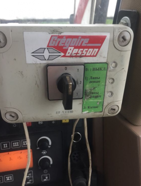 Wiesenegge des Typs Gregoire-Besson DXRV-6,  in Золочів (Bild 4)