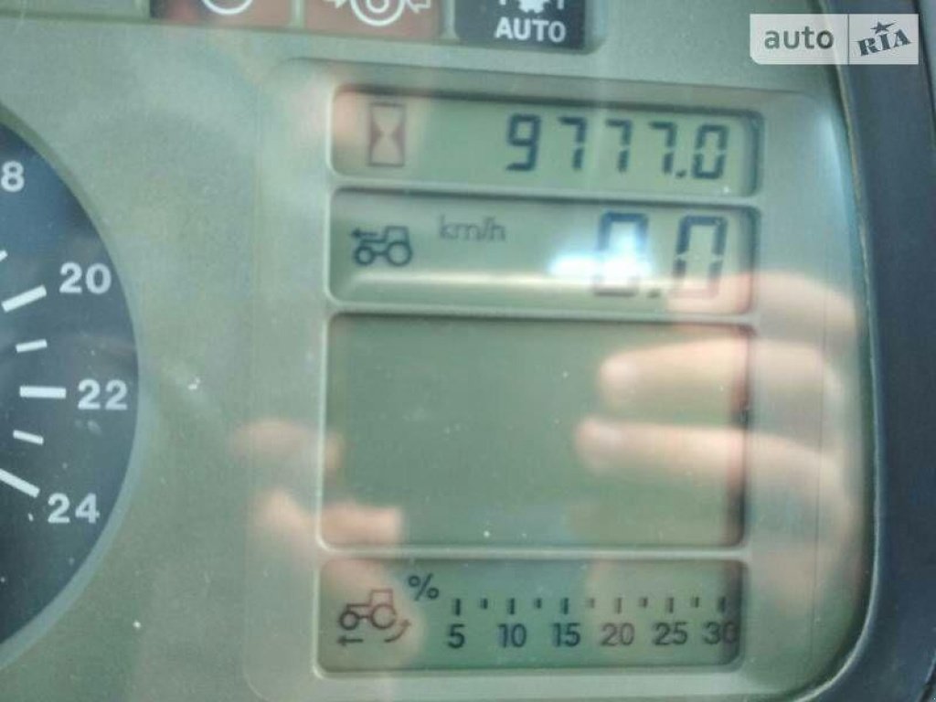 Oldtimer-Traktor des Typs Same Agrotron 215, Neumaschine in Львів (Bild 10)