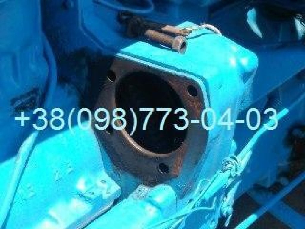 Oldtimer-Traktor des Typs Belarus Беларус-80, Neumaschine in Овідіополь (Bild 3)