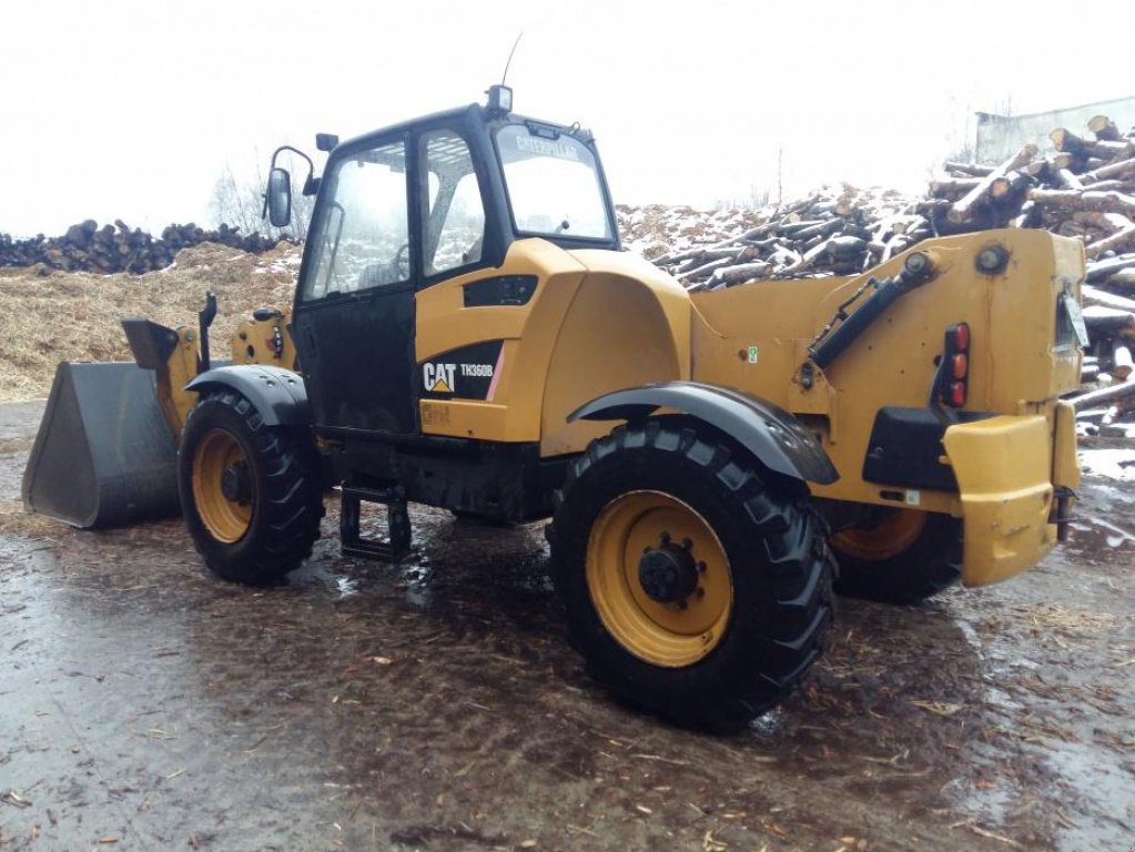 Teleskopstapler des Typs Caterpillar TH360B,  in Львів (Bild 4)