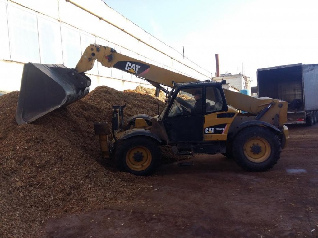 Teleskopstapler des Typs Caterpillar TH360B,  in Львів (Bild 2)