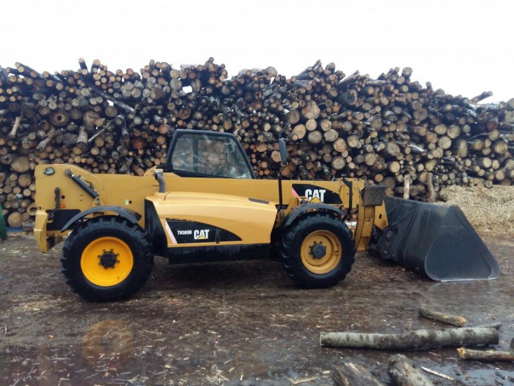 Teleskopstapler des Typs Caterpillar TH360B,  in Львів (Bild 1)