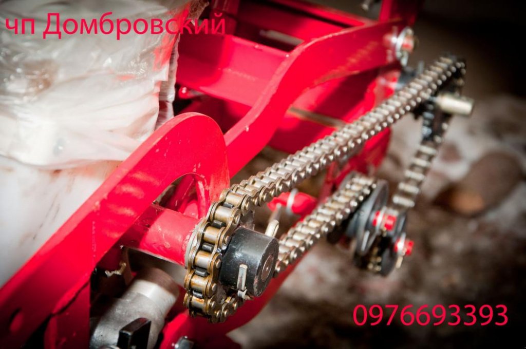 Gareeggenfelder des Typs CHERVONA ZIRKA УПС-8,  in Кіровоград (Bild 9)