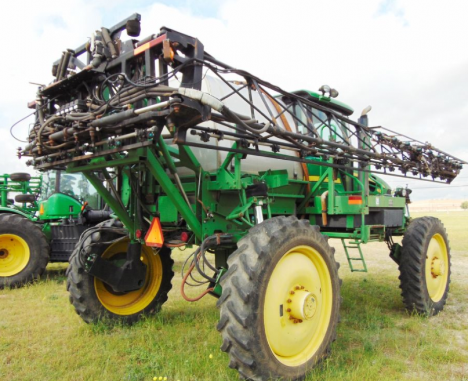 Selbstfahrspritze des Typs John Deere 4830, Neumaschine in Київ (Bild 3)