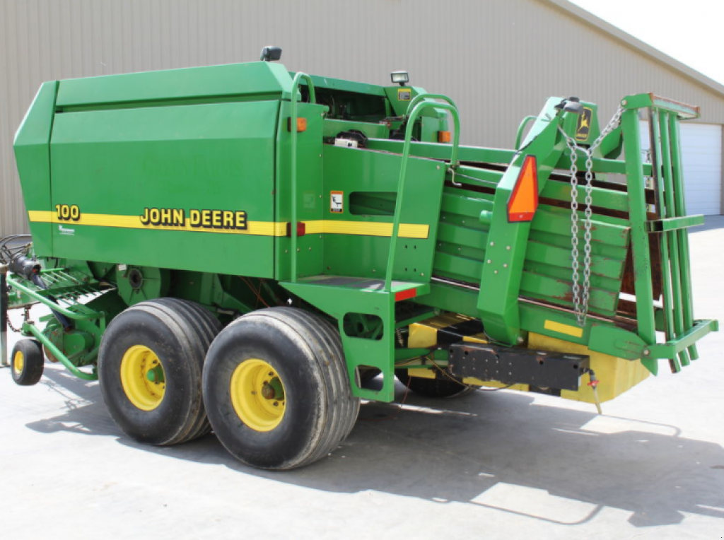 Hochdruckpresse des Typs John Deere 100,  in Київ (Bild 7)