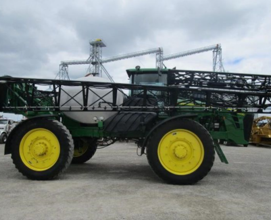 Selbstfahrspritze des Typs John Deere 4930, Neumaschine in Київ (Bild 9)