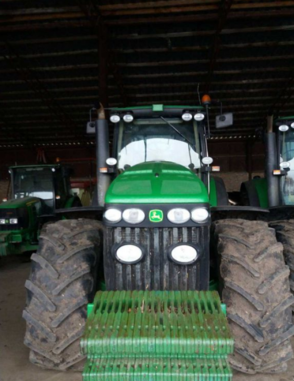 Oldtimer-Traktor des Typs John Deere 8430, Neumaschine in Київ (Bild 2)