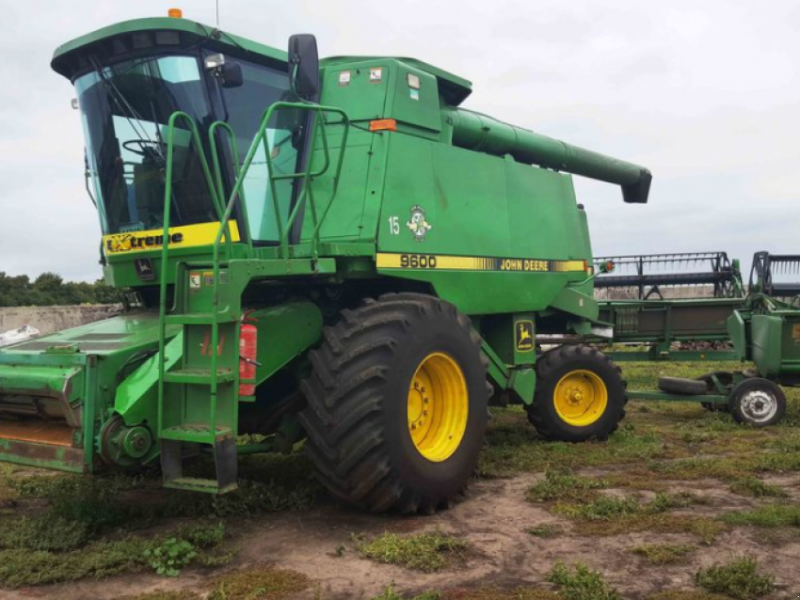 Oldtimer-Mähdrescher des Typs John Deere 9600, Neumaschine in Запоріжжя (Bild 1)
