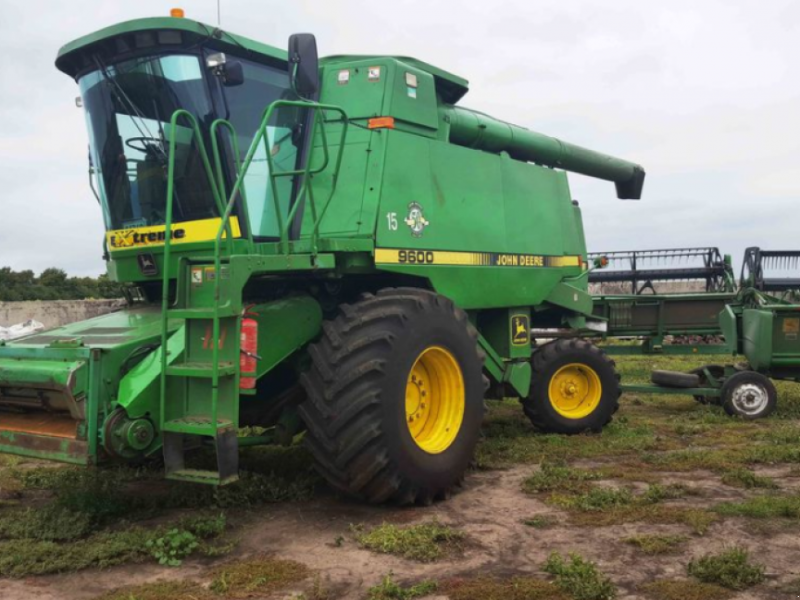 Oldtimer-Mähdrescher des Typs John Deere 9600, Neumaschine in Запоріжжя (Bild 1)