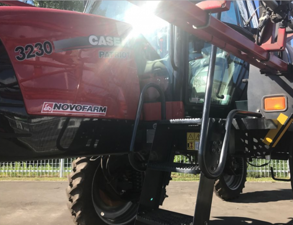 Selbstfahrspritze des Typs Case IH 3230 Patriot, Neumaschine in Хмельницький (Bild 10)