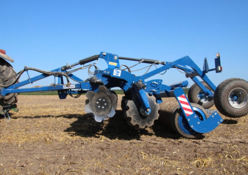 Wiesenegge des Typs Rolmako U-693-6,0,  in Київ (Bild 4)