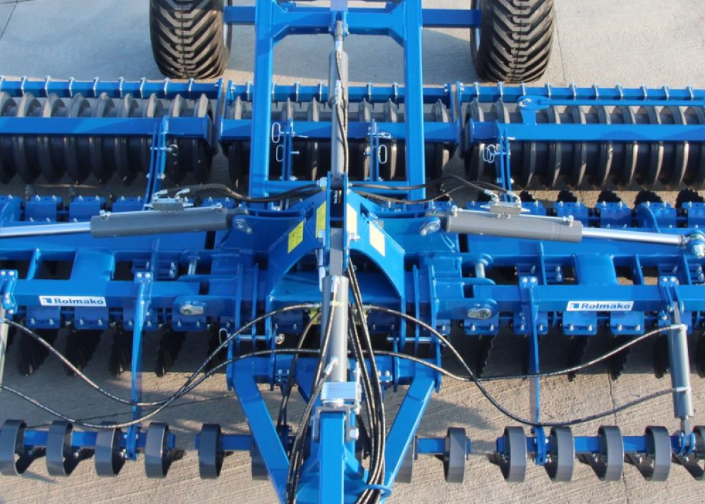 Wiesenegge des Typs Rolmako U-693-6,0,  in Київ (Bild 2)