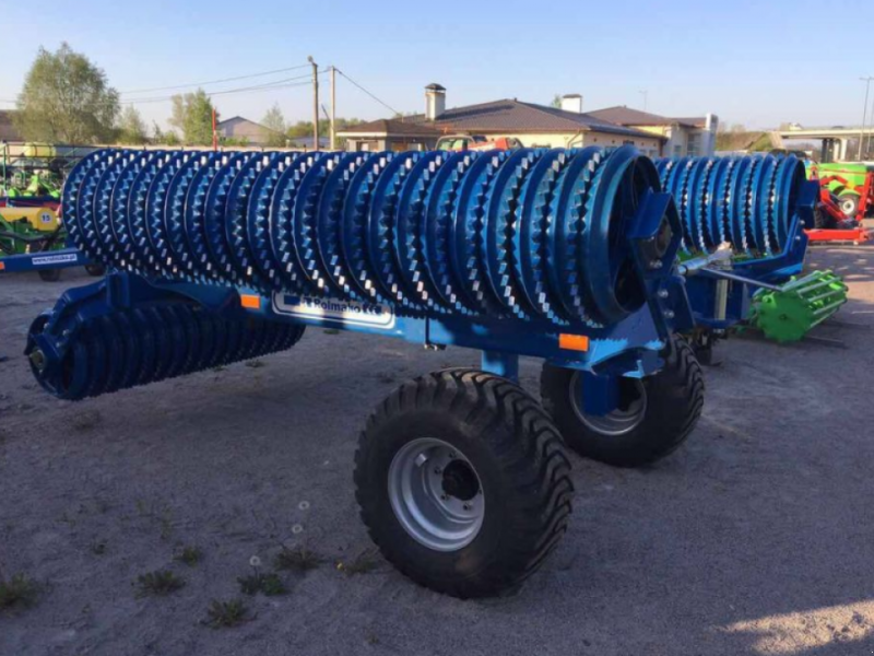 Walze des Typs Rolmako 6 M,  in Київ (Bild 1)