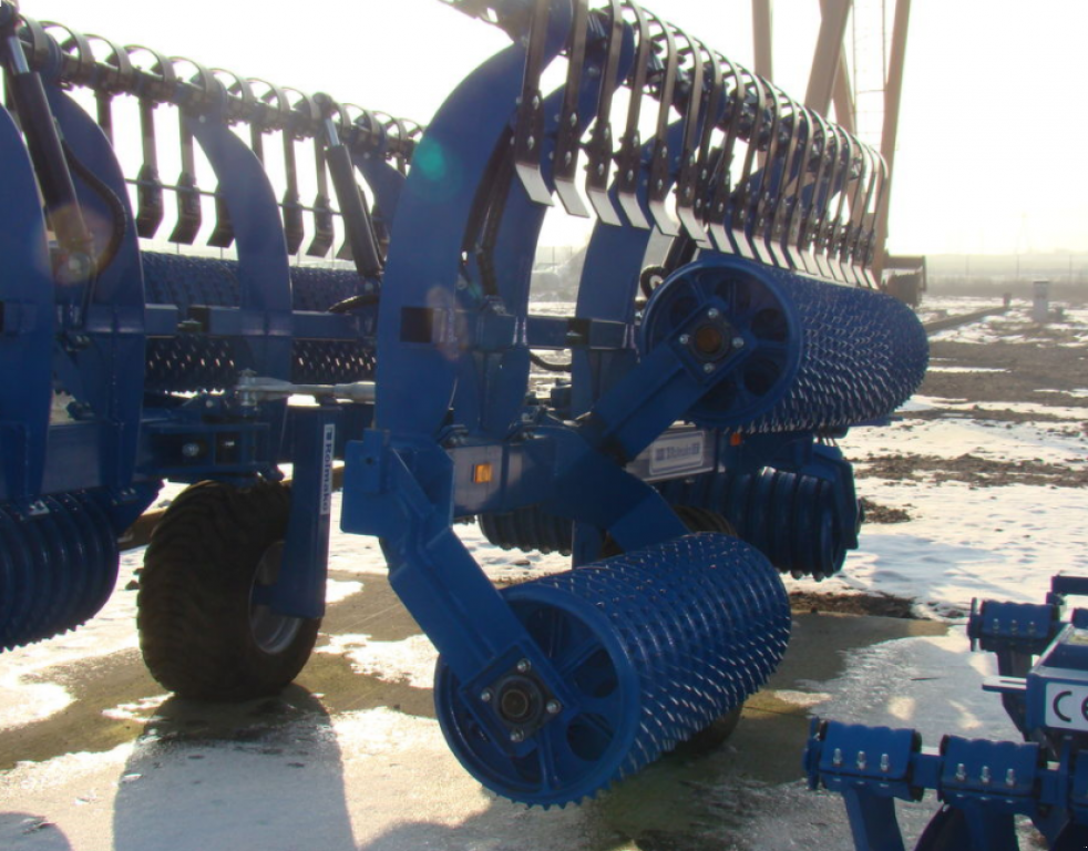 Walze des Typs Rolmako 6 M,  in Київ (Bild 8)