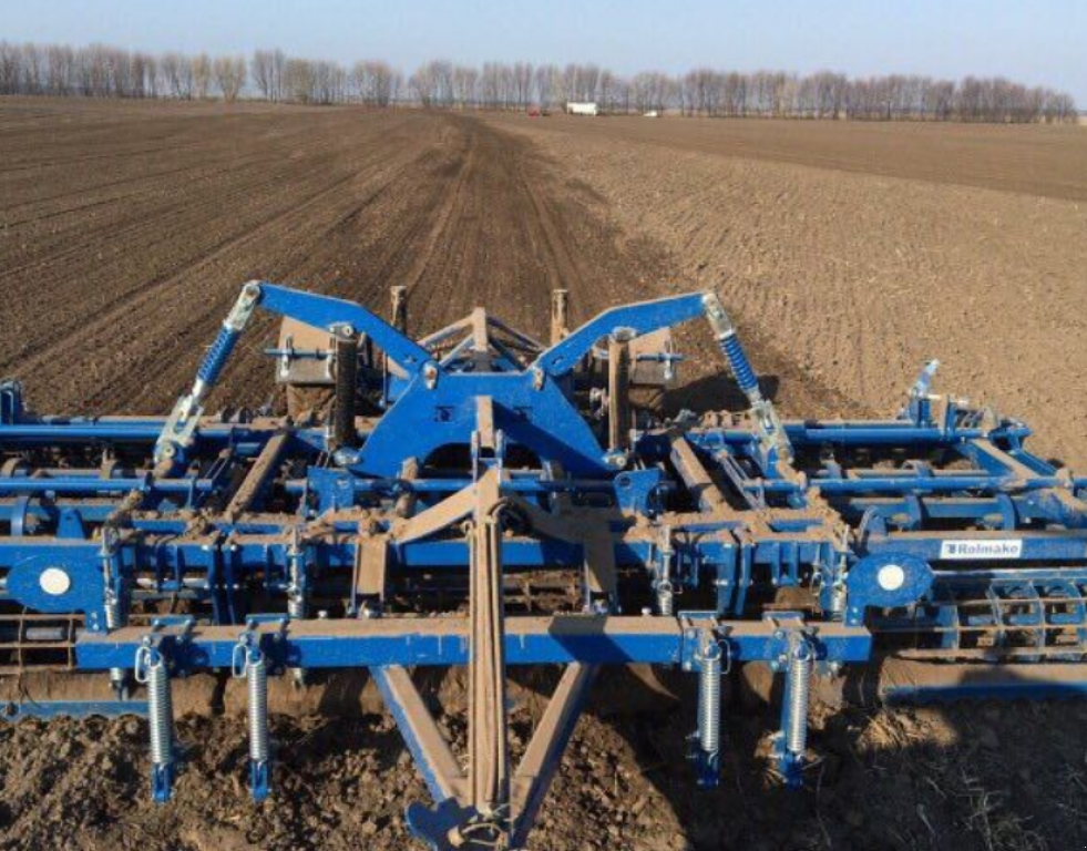 Kartoffelpflegetechnik des Typs Rolmako U-684,  in Київ (Bild 9)