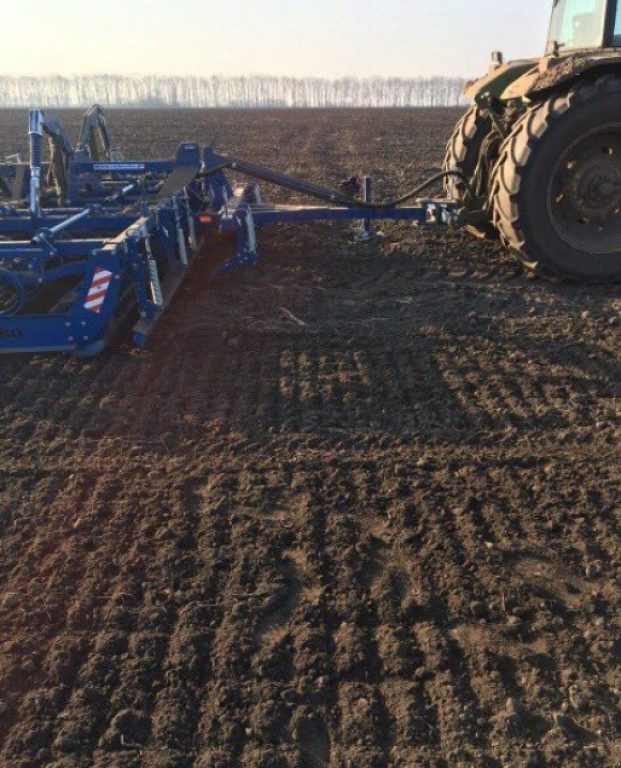 Kartoffelpflegetechnik des Typs Rolmako U-684,  in Київ (Bild 2)