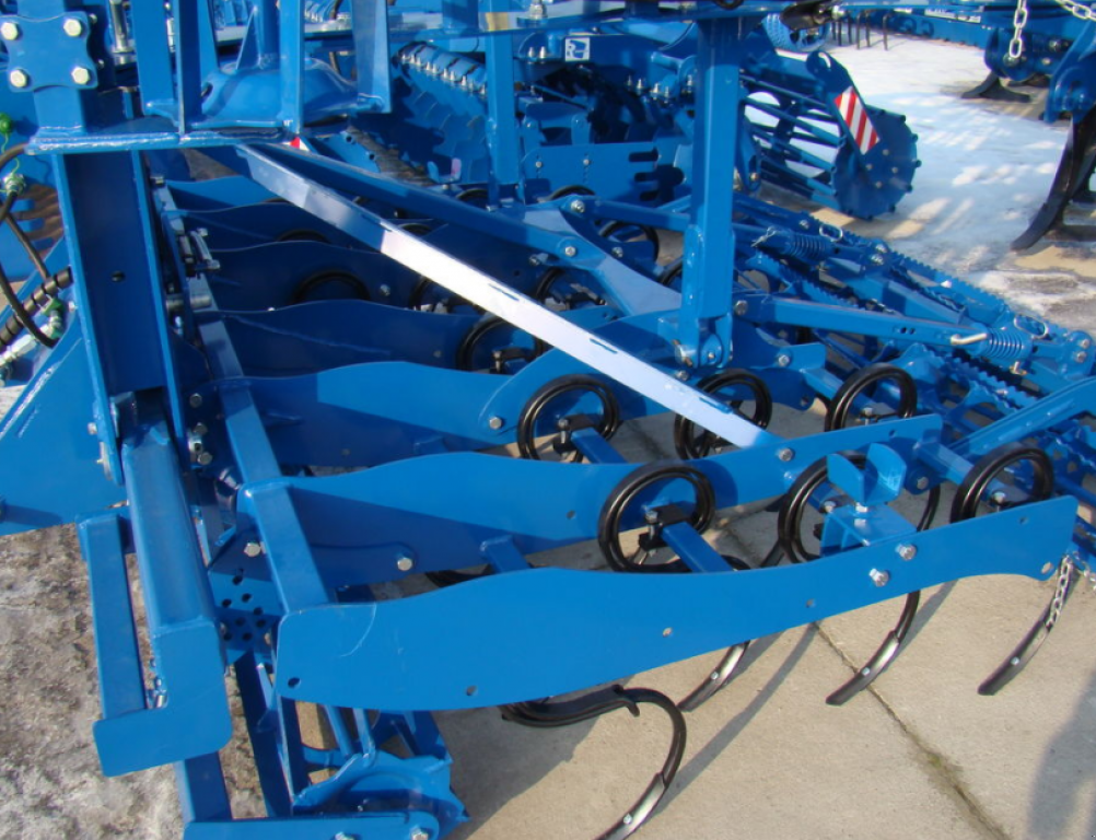 Kartoffelpflegetechnik des Typs Rolmako U-382,  in Київ (Bild 5)