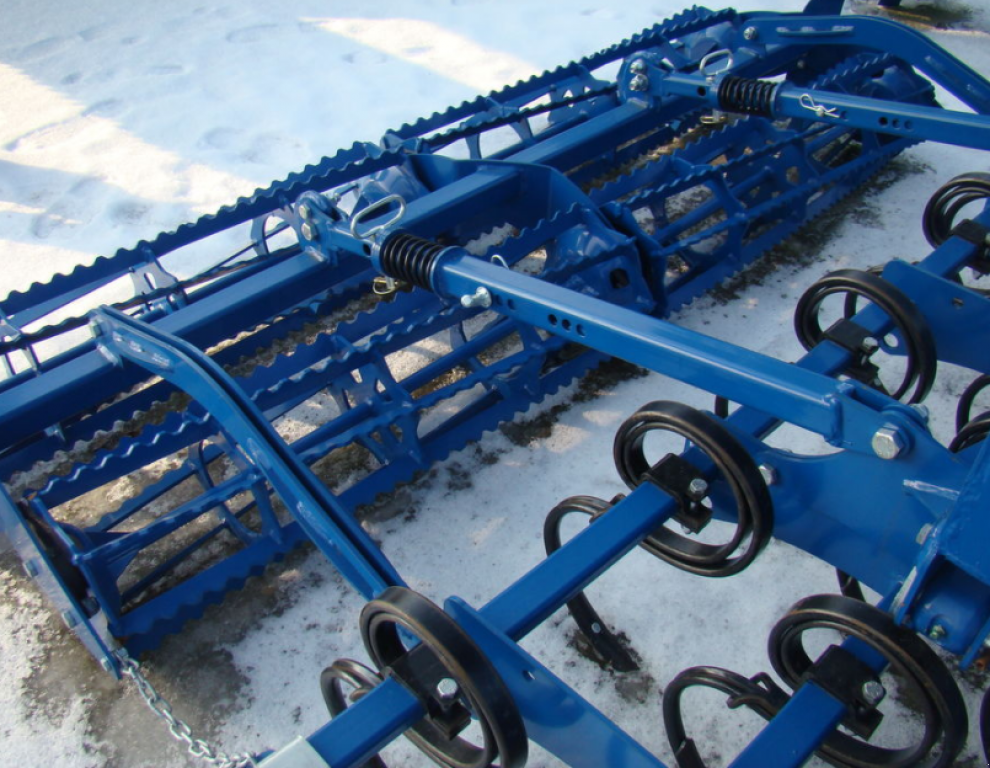 Kartoffelpflegetechnik des Typs Rolmako U-382,  in Київ (Bild 8)