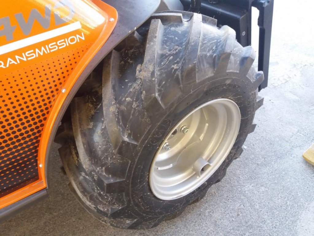 Kompaktlader des Typs Cast Group Pixy 35 T, Neumaschine in Київ (Bild 8)