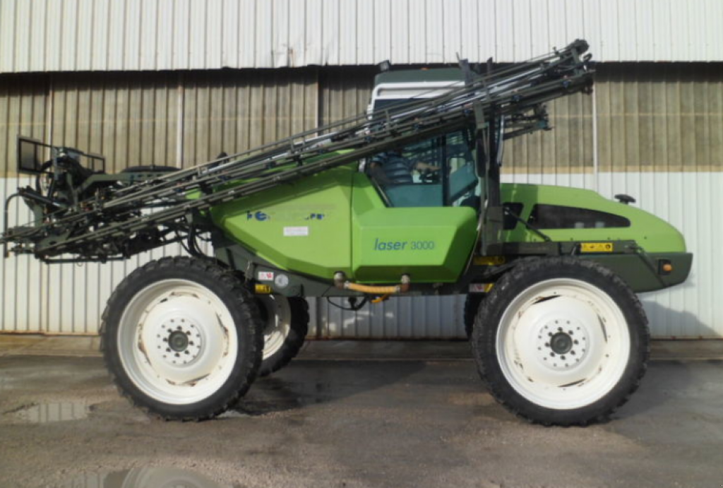 Selbstfahrspritze des Typs Tecnoma Laser 3000, Neumaschine in Харків (Bild 2)