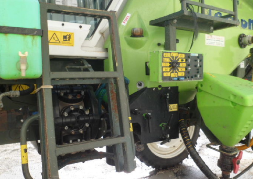 Selbstfahrspritze des Typs Tecnoma Laser 3000, Neumaschine in Харків (Bild 10)