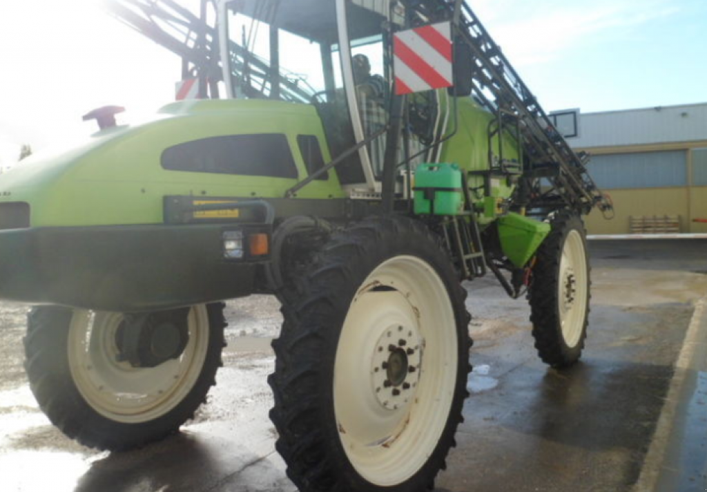 Selbstfahrspritze des Typs Tecnoma Laser 3000, Neumaschine in Харків (Bild 4)