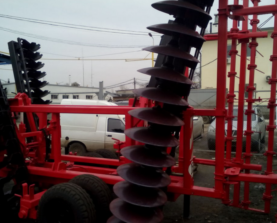 Wiesenegge des Typs Quivogne APX 56,  in Харків (Bild 4)