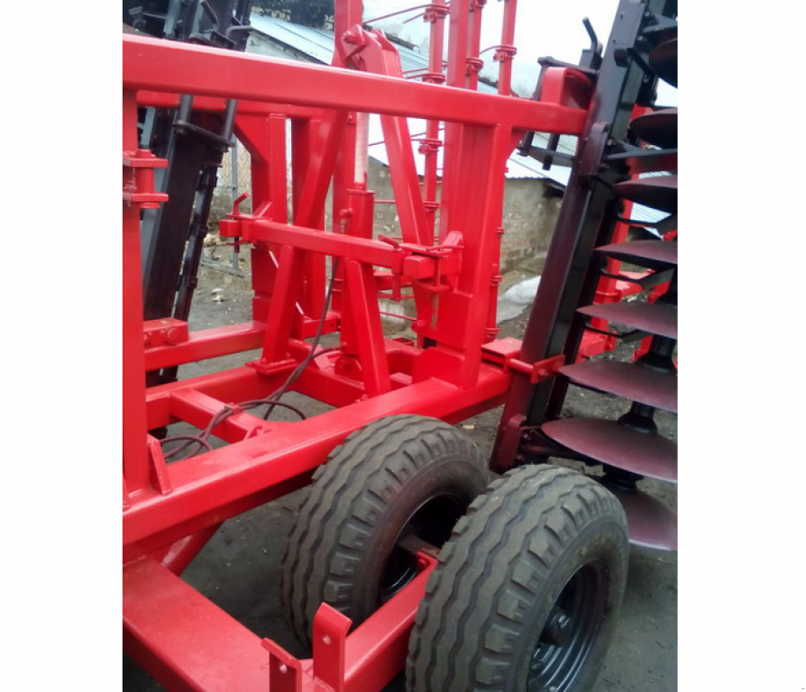 Wiesenegge des Typs Quivogne APX 56,  in Харків (Bild 5)