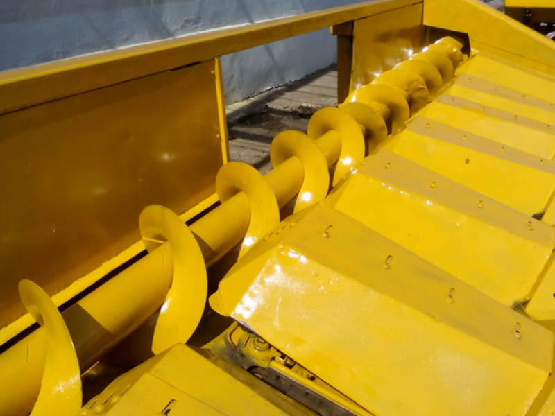 Maispflückvorsatz des Typs New Holland MR 870N,  in Харків (Bild 1)