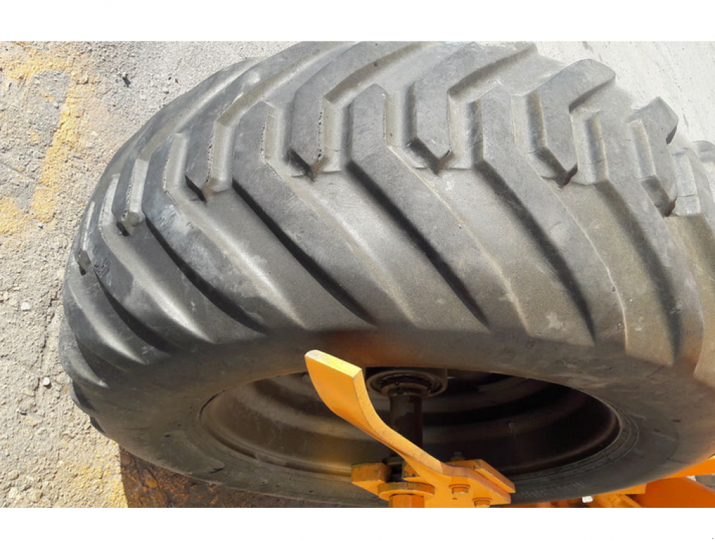 Scheibenpflug des Typs Nordsten Huard 6 (4+1+1),  in Харків (Bild 4)