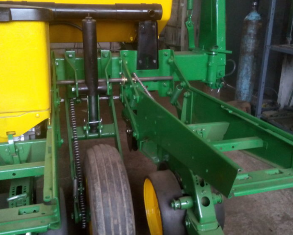 Gareeggenfelder des Typs John Deere 7200,  in Харків (Bild 9)