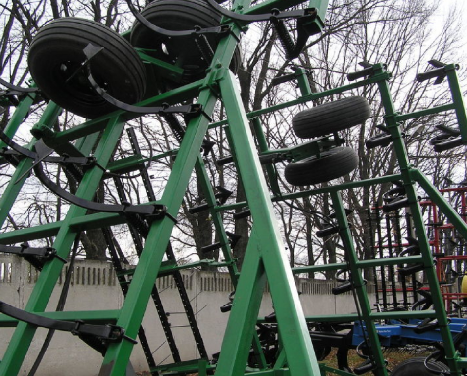 Kartoffelpflegetechnik des Typs John Deere 960,  in Харків (Bild 2)