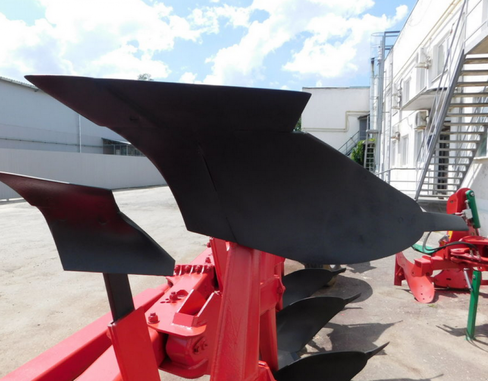 Scheibenpflug des Typs Gregoire-Besson SPR 7,  in Харків (Bild 3)