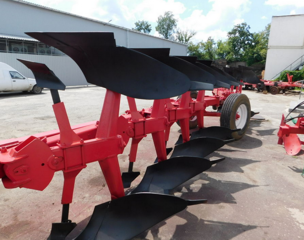 Scheibenpflug des Typs Gregoire-Besson SPR 7,  in Харків (Bild 4)