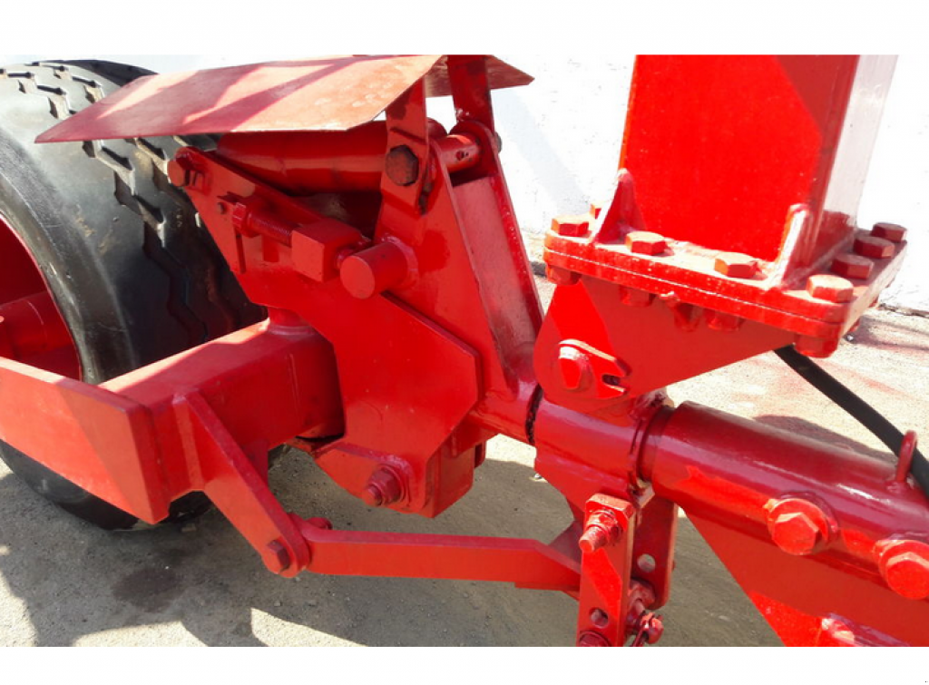 Scheibenpflug des Typs Gregoire-Besson SPS 7,  in Харків (Bild 8)