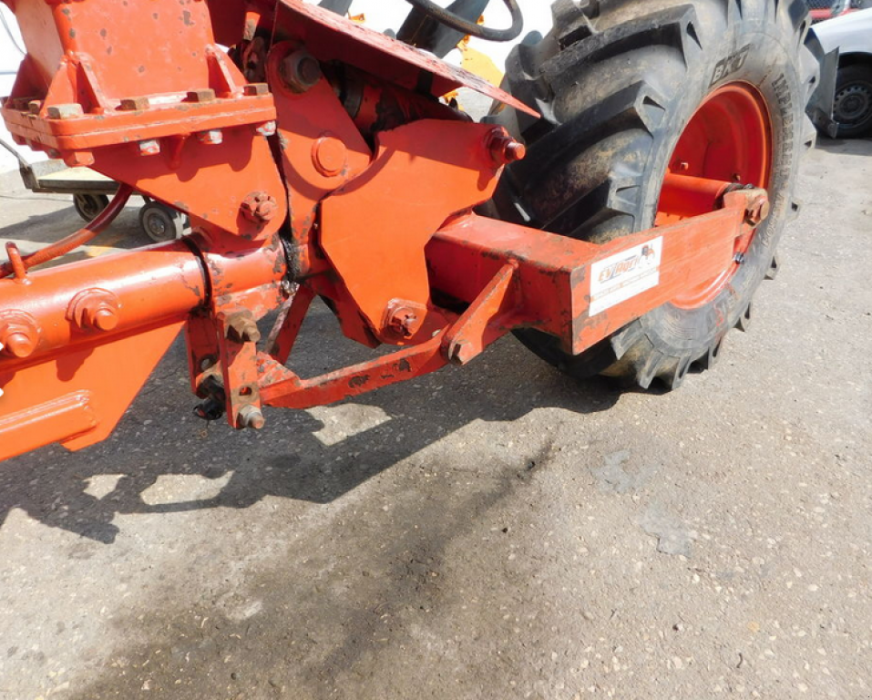 Scheibenpflug des Typs Gregoire-Besson SP 8,  in Харків (Bild 7)